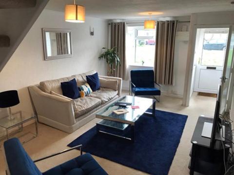 Kb99 Comfy 2 Bedroom House In Horsham, Pets Very Welcome With Easy Links To London And Gatwick Eksteriør billede